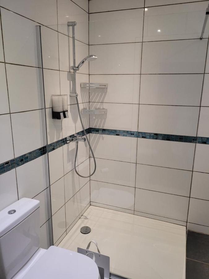 Appartement Tout Equipe En Rez-De-Jardin Entre Gard Et Ardeche Saint-Julien-de-Peyrolas 외부 사진
